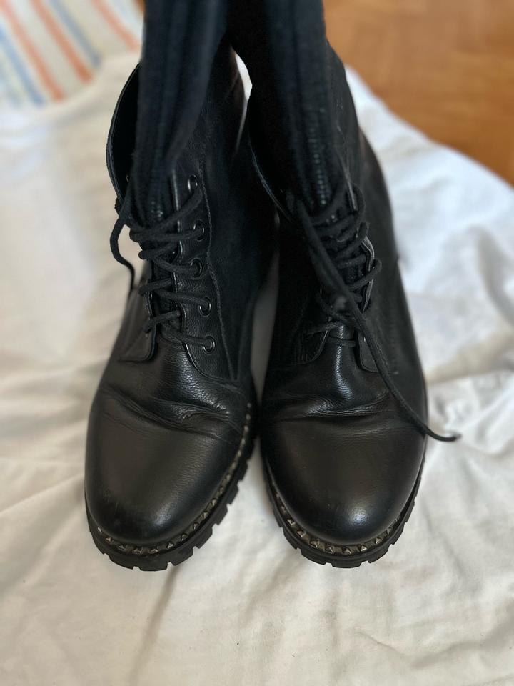 Стильные ботинки Reuchll