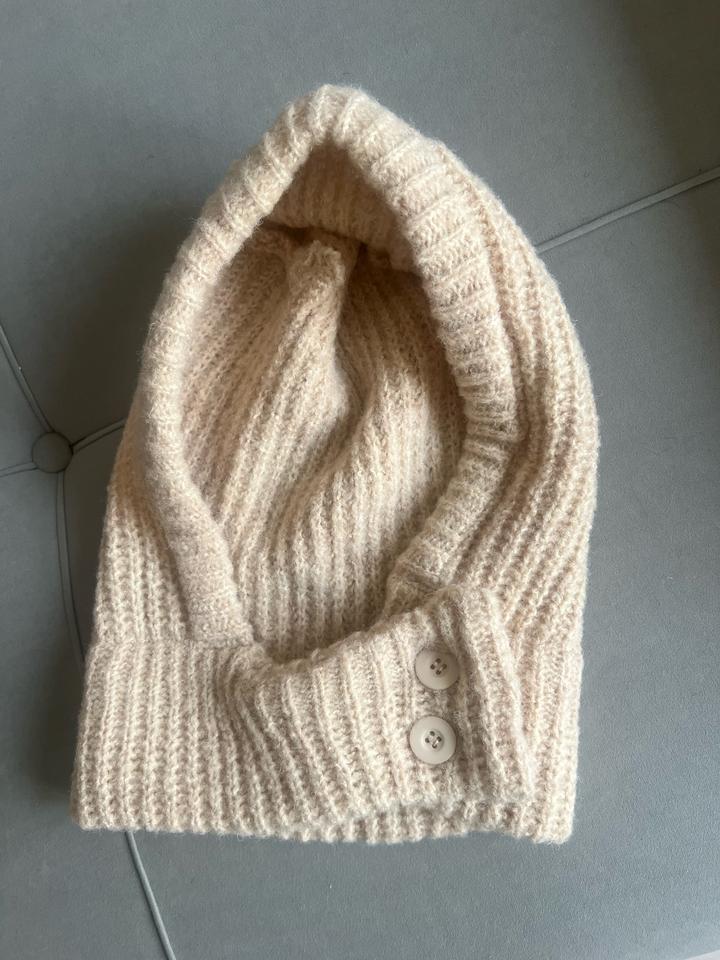 Капор Шапка новый