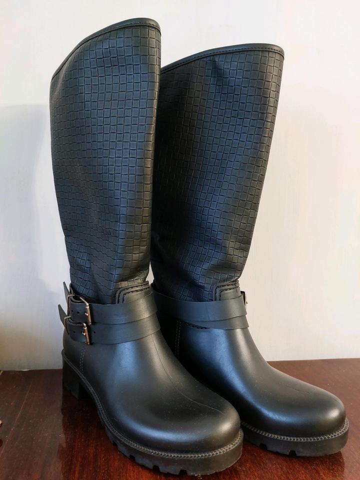 женские резиновые сапоги от бренда Harley-Davidson.