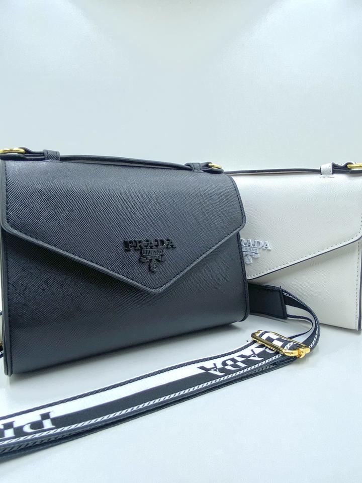 Prada монохром