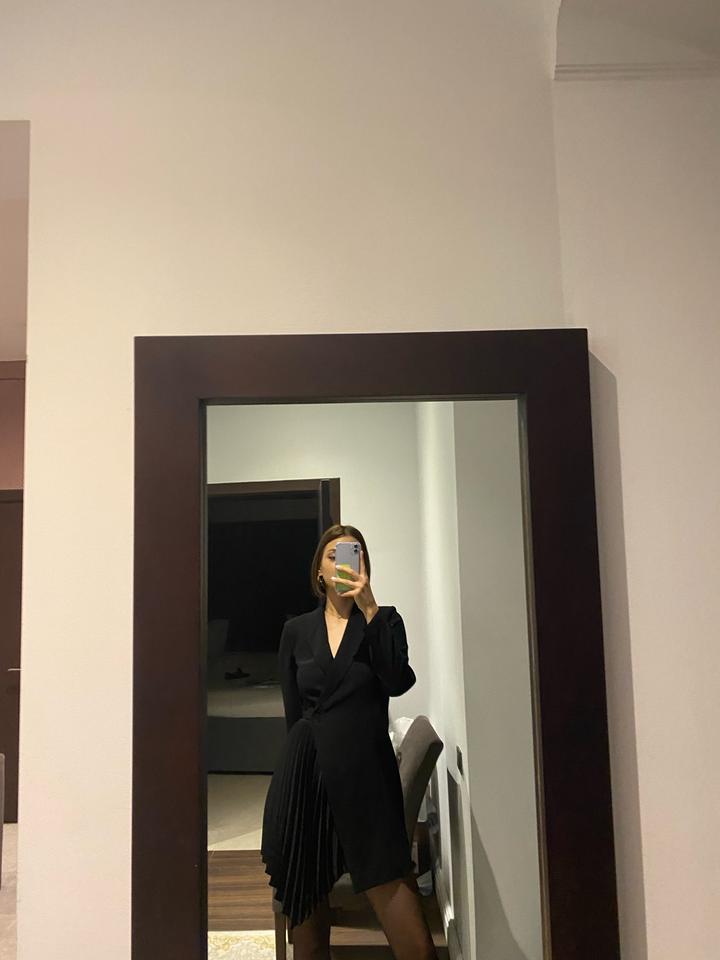 Черное платье mango