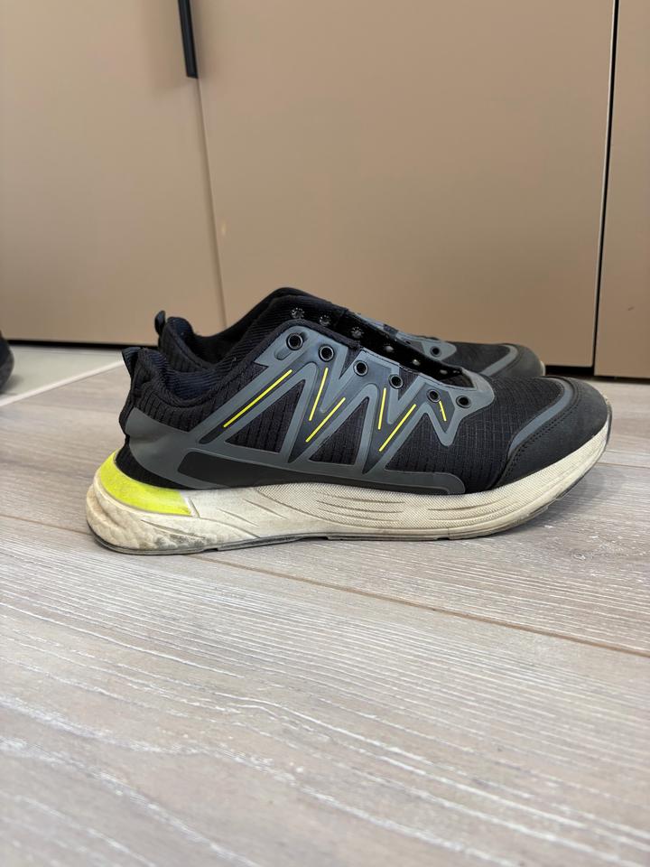 Кроссовки мужские