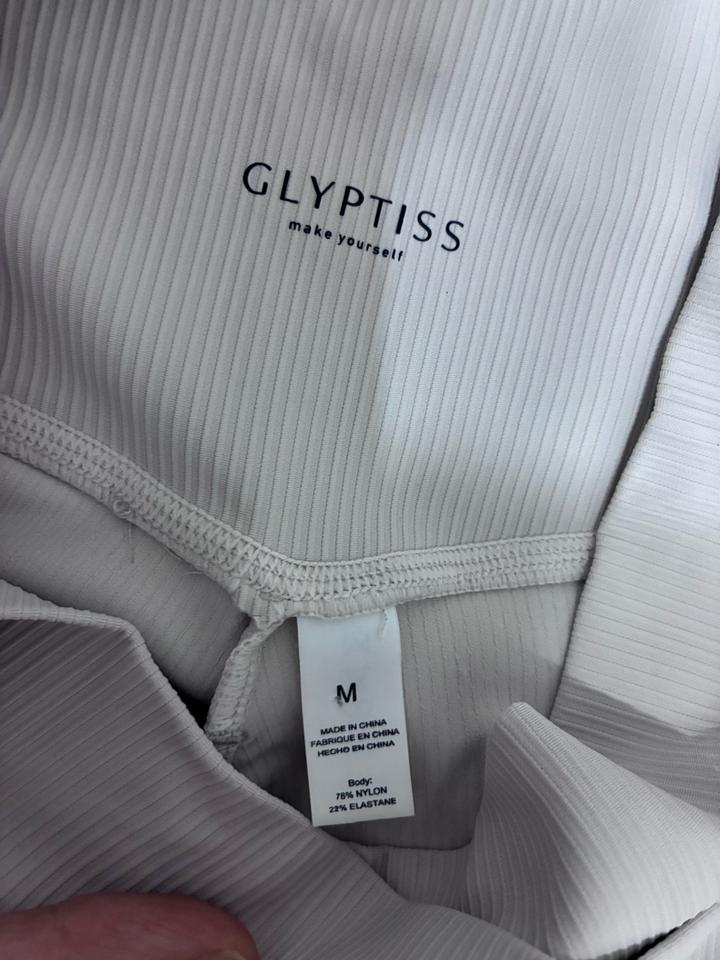 Двойка Glyptiss
