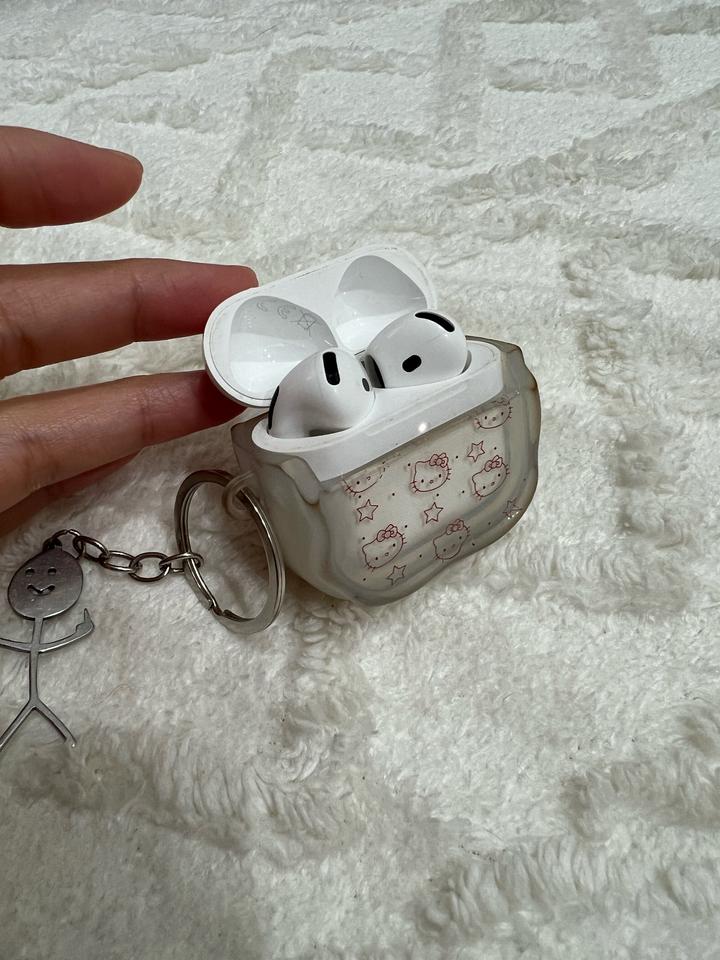 AirPods 4
