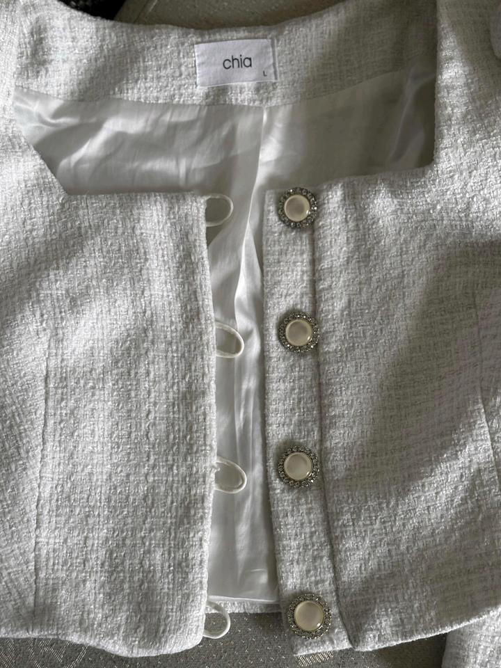 Твидовый костюм, пиджак и юбка