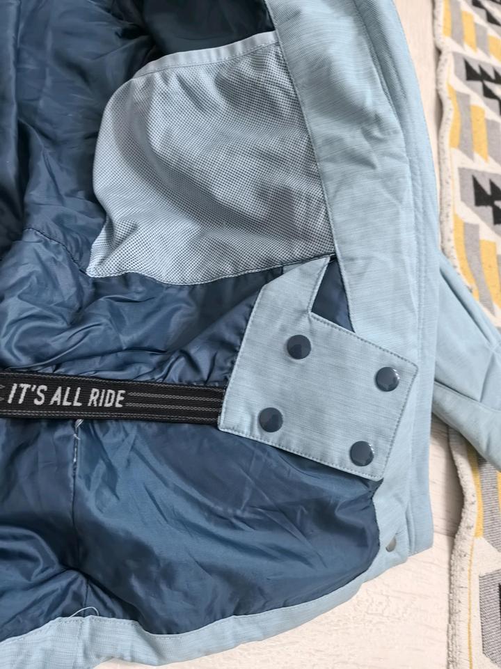 Куртка для горнолыжного спорта