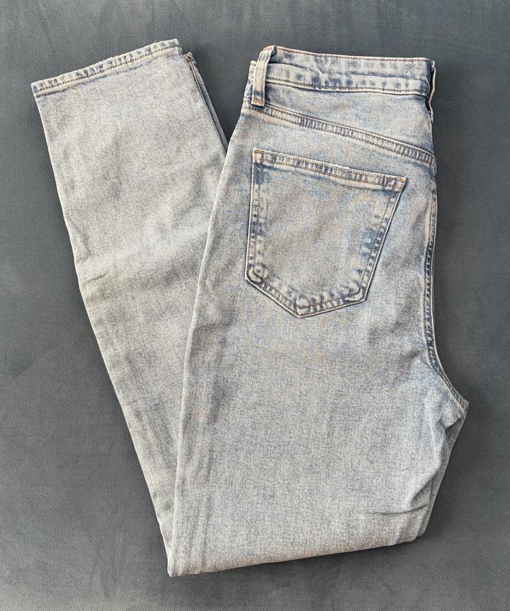 Голубые джинсы Mavi