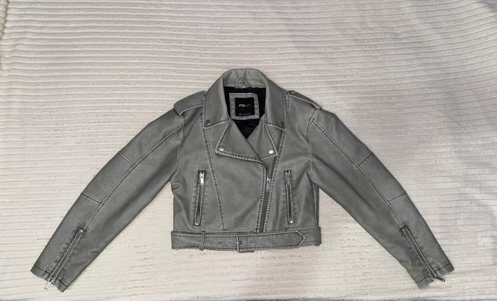 Серая косуха New Yorker