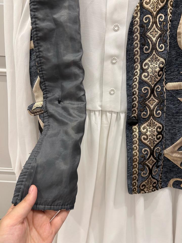 Белое платье