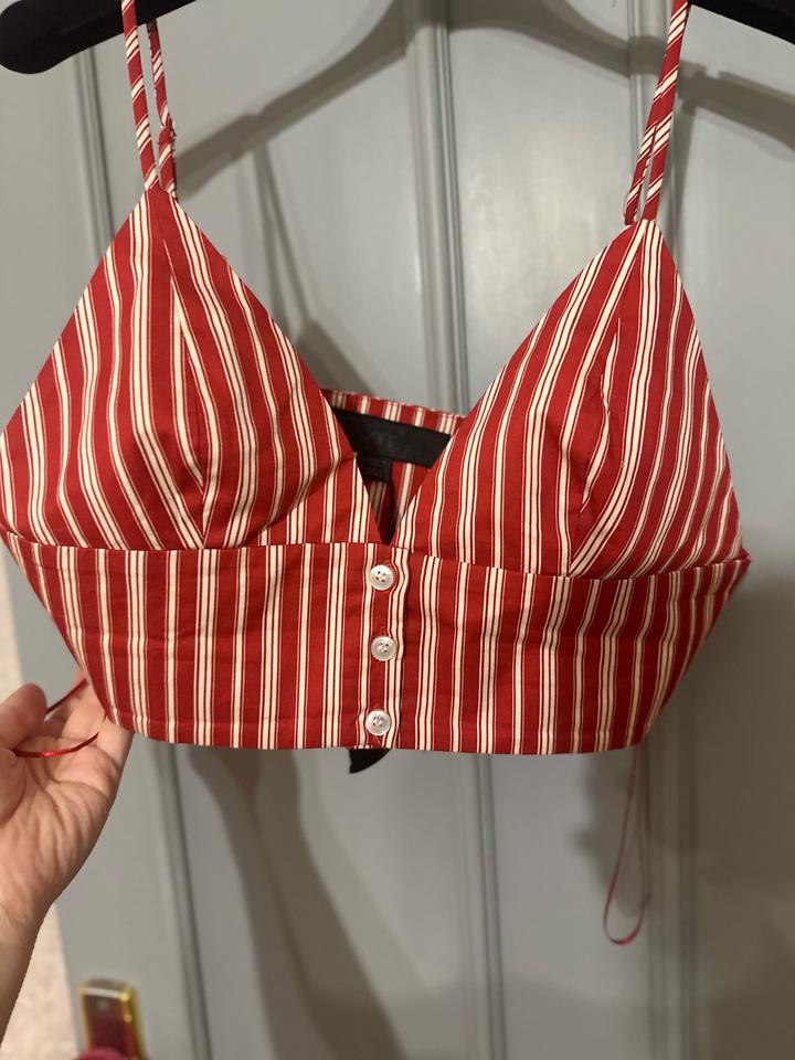 Топ Zara в красно-белую полоску