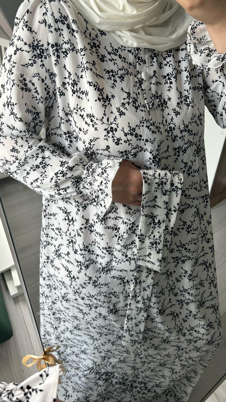 Платье с ремешком