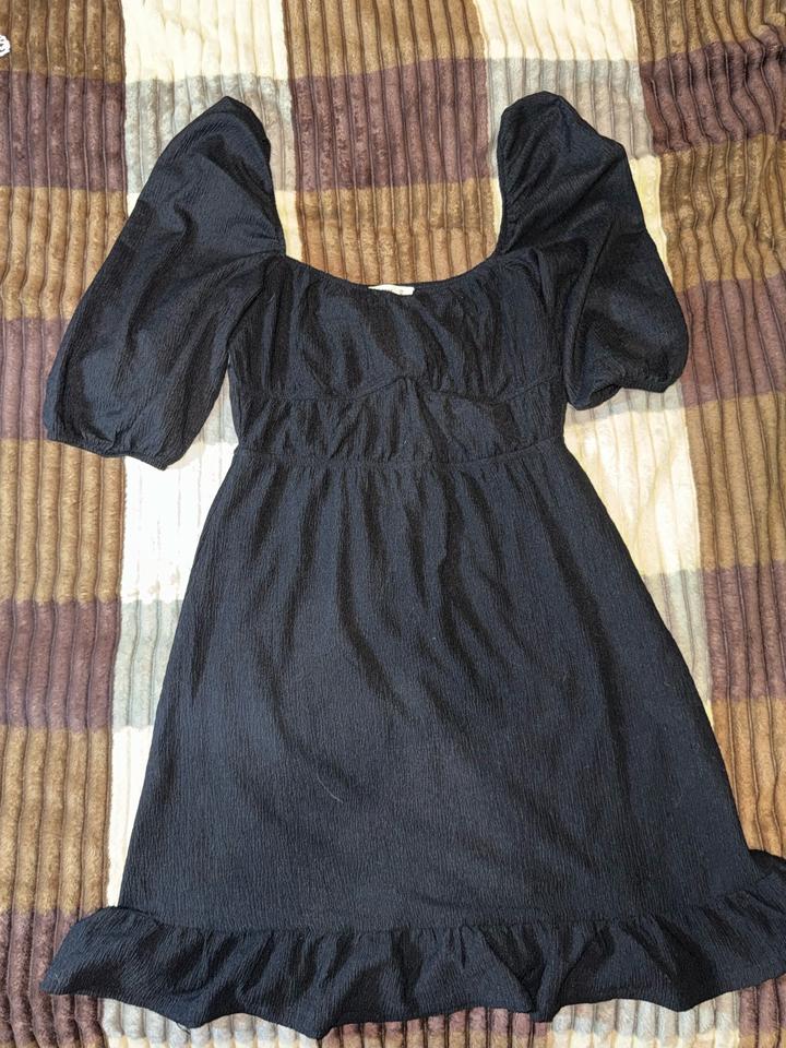 Черный платье