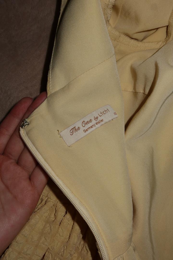 Желтое платье Lichi