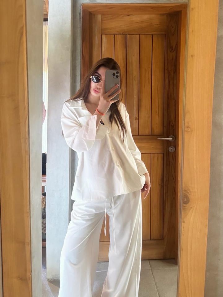 Белая двойка