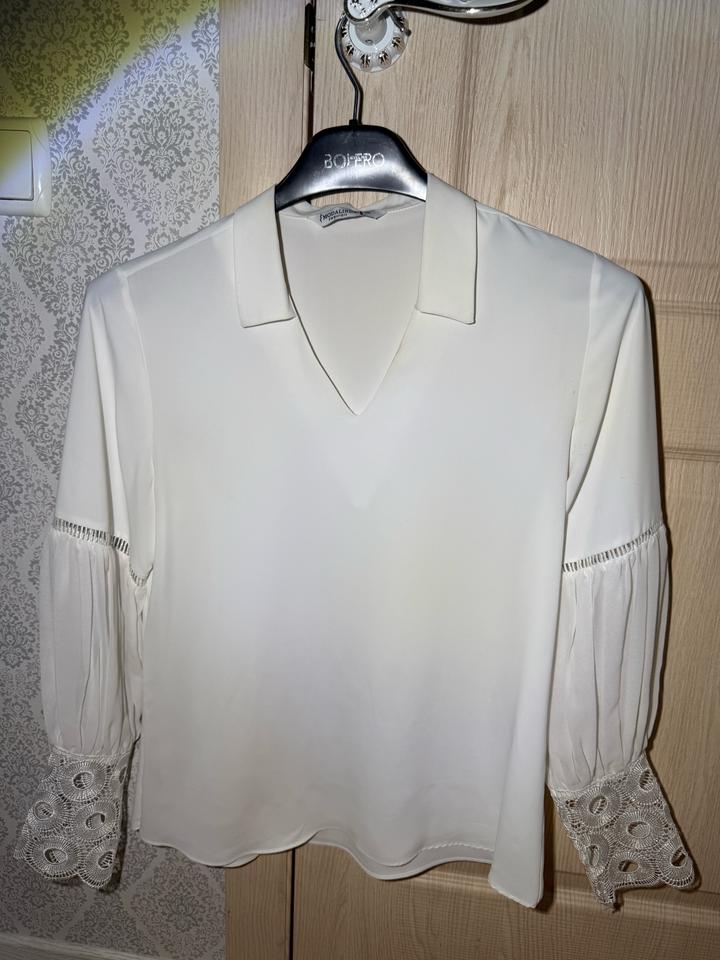 Белая блузка