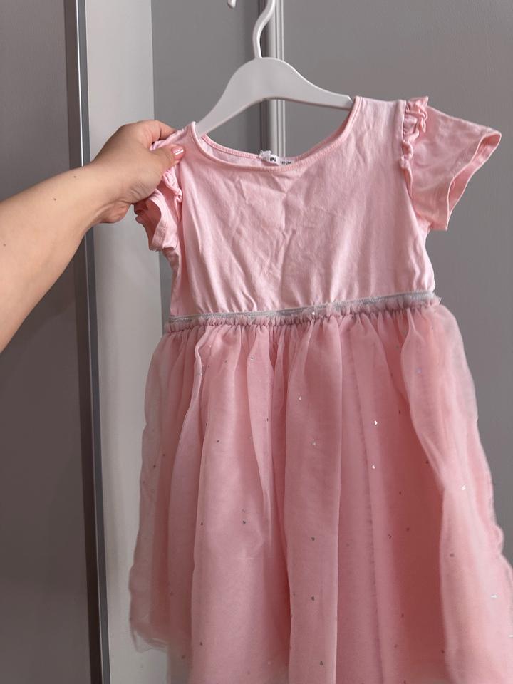 Нарядное платье