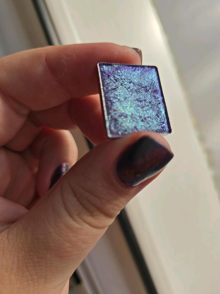 Clionadh Vibrant Multichrome Eyeshadow мультихромные тени