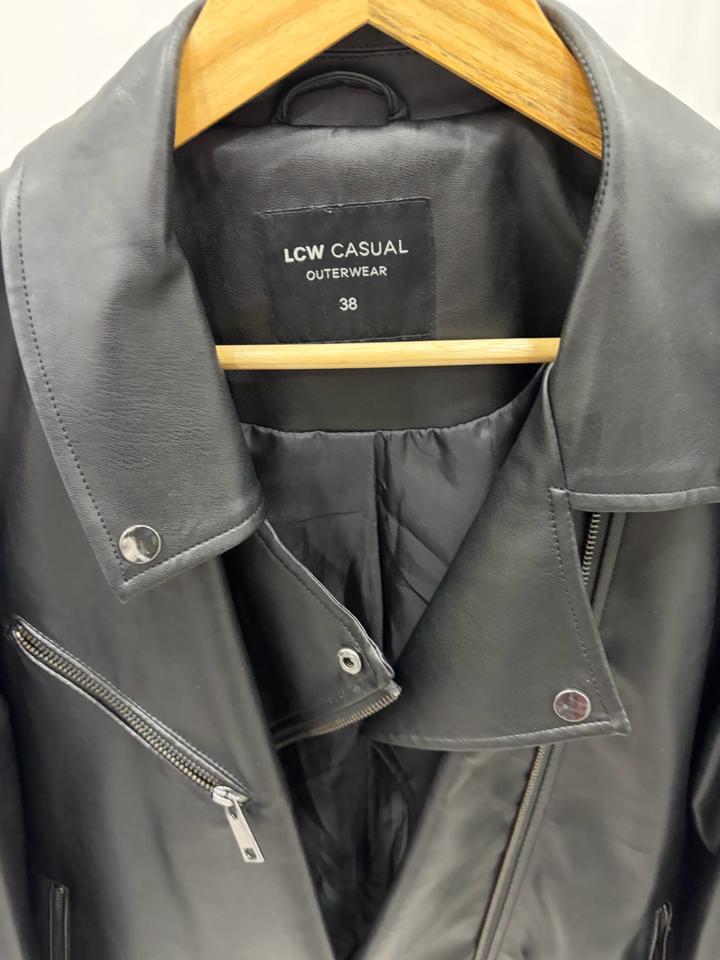 Куртка косуха женская