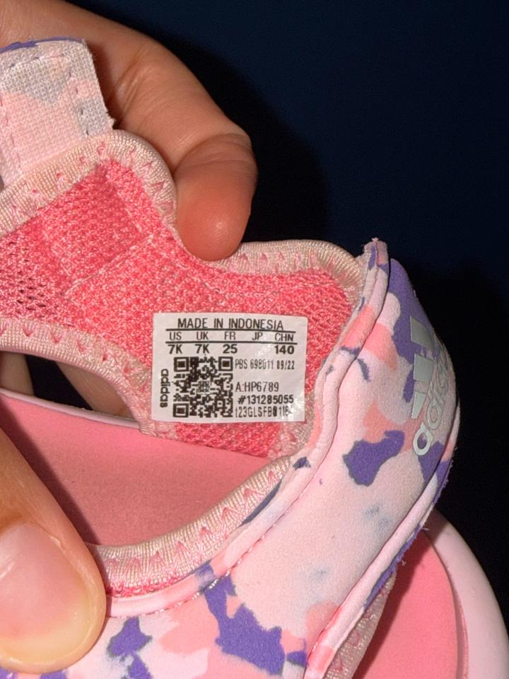 Летние тапочки adidas