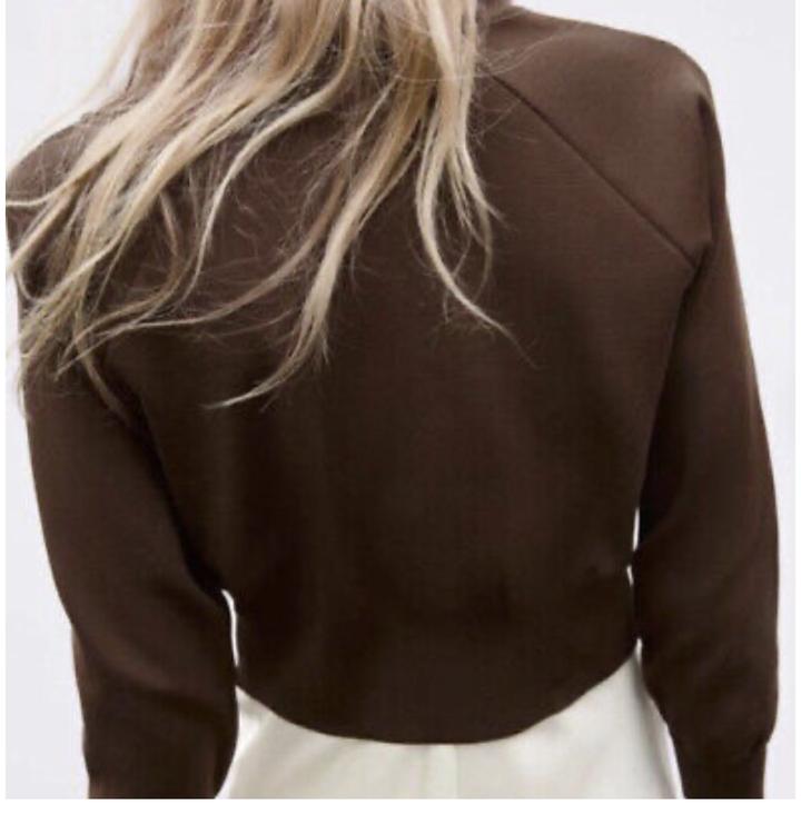 Зара ТРИКОТАЖНЫЙ ТОП С ВЫСОКИМ ВОРОТНИКОМ И ПОДПЛЕЧНИКАМИ