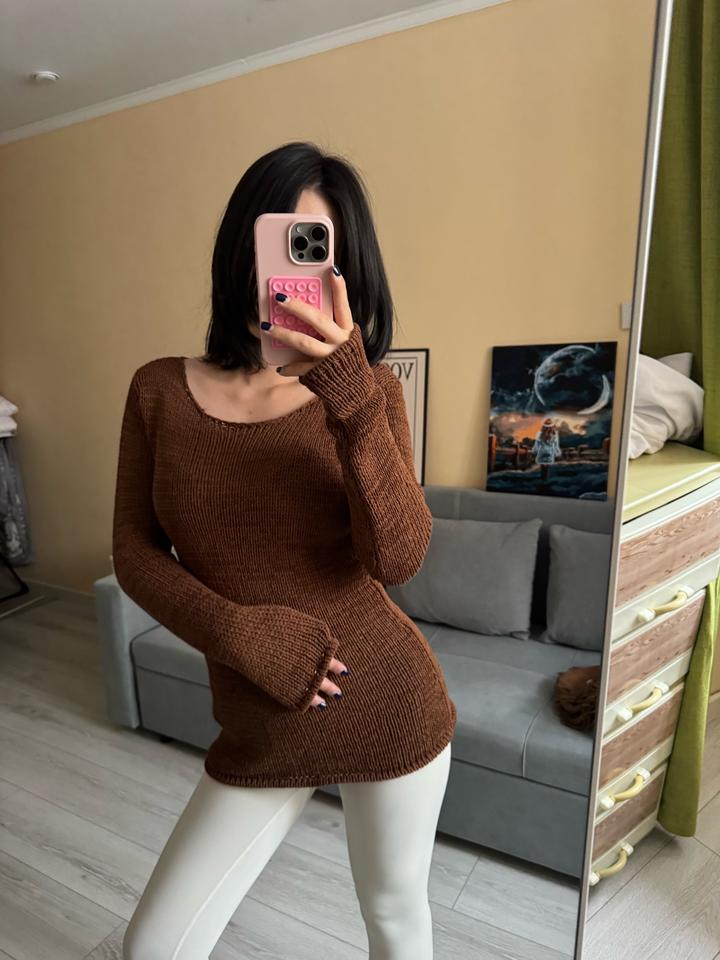 Вязаный свитер