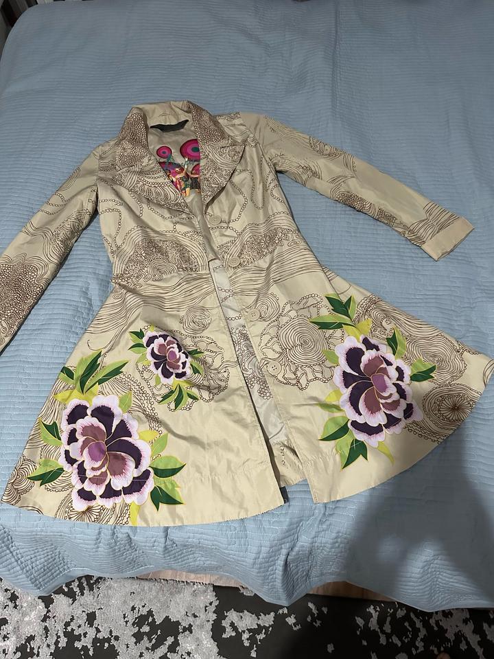 Плащовка Desigual