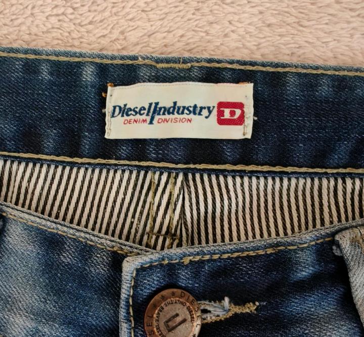 Джинсовые капри, Италия