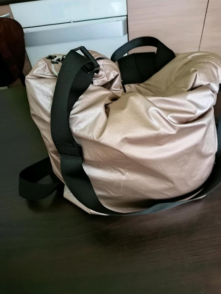 Сумка-рюкзак женская.