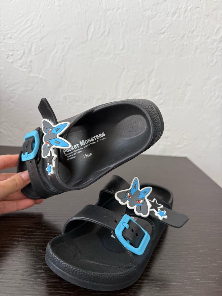Шлепанцы Pocket Monsters