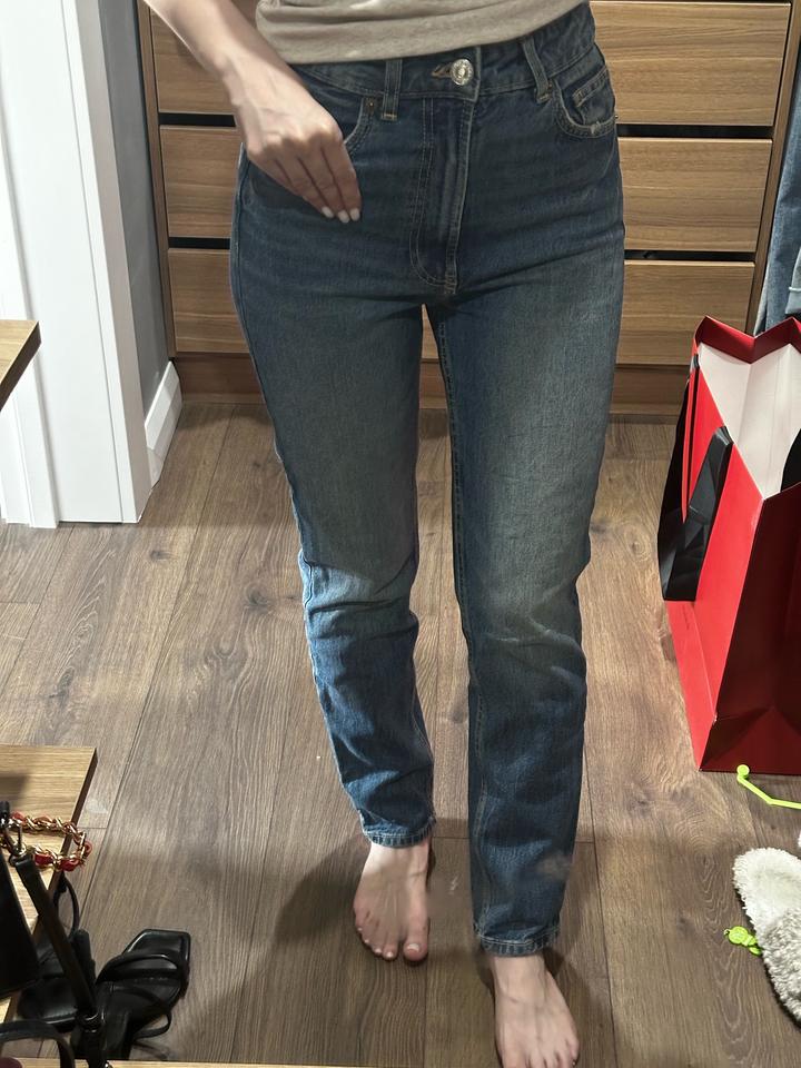 Джинсы Zara