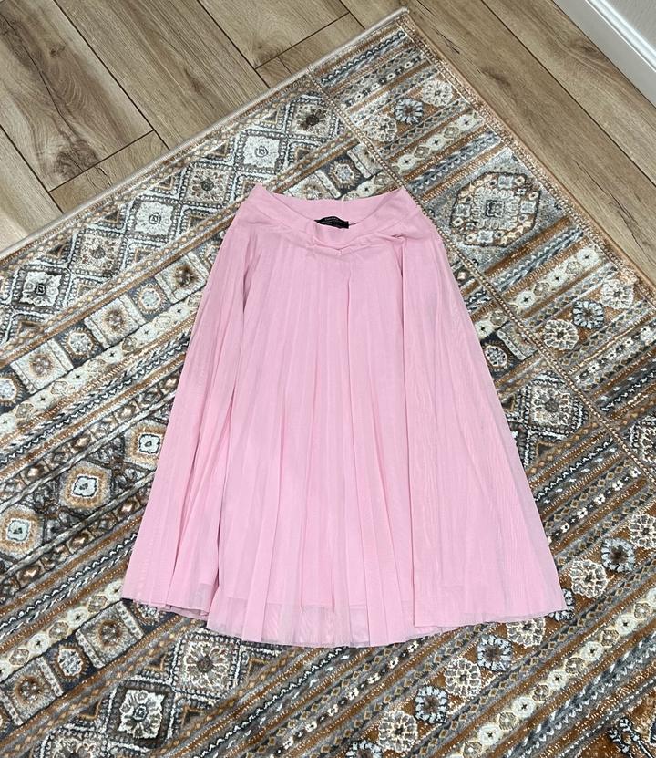 Розовая юбка