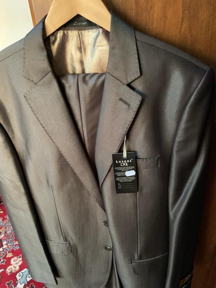 Италия новый мужской костюм 52-L на средний и высокий рост