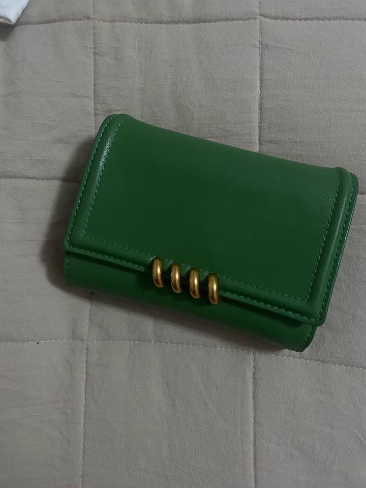 Кошелёк от Charles & Keith
