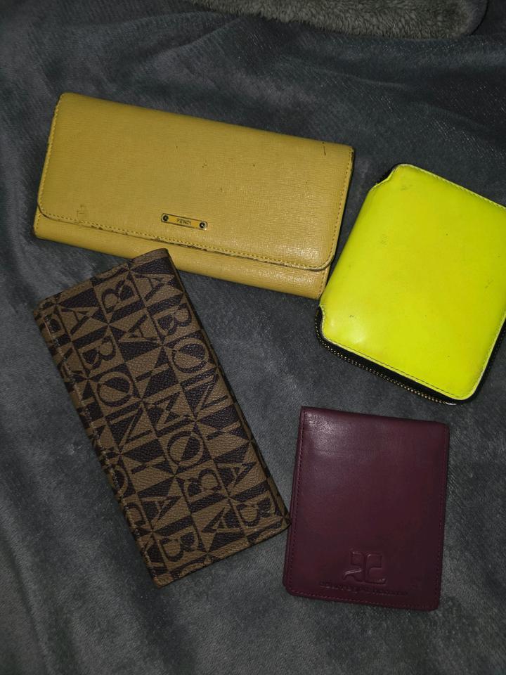 Лот брендовых аксессуаров (4 шт.): Fendi, Courrèges, Bonia и Comme des Garçons