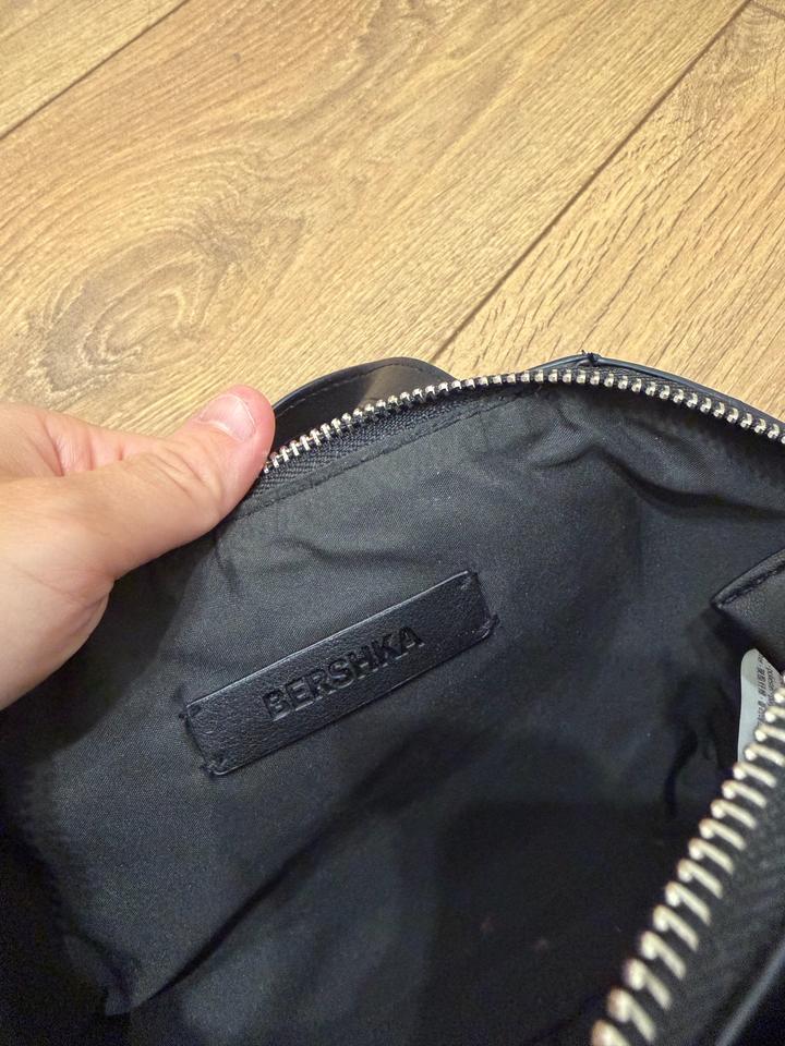 Сумочка Bershka