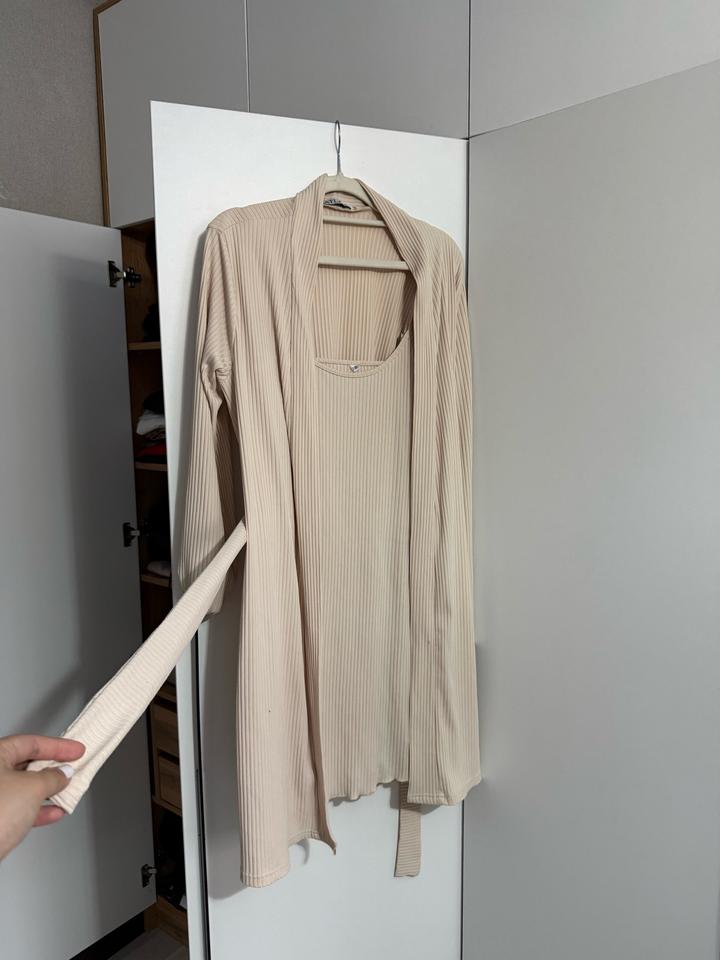 Домашняя одежда. Халат с сорочкой