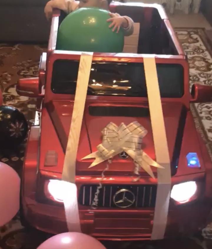 Электромобиль