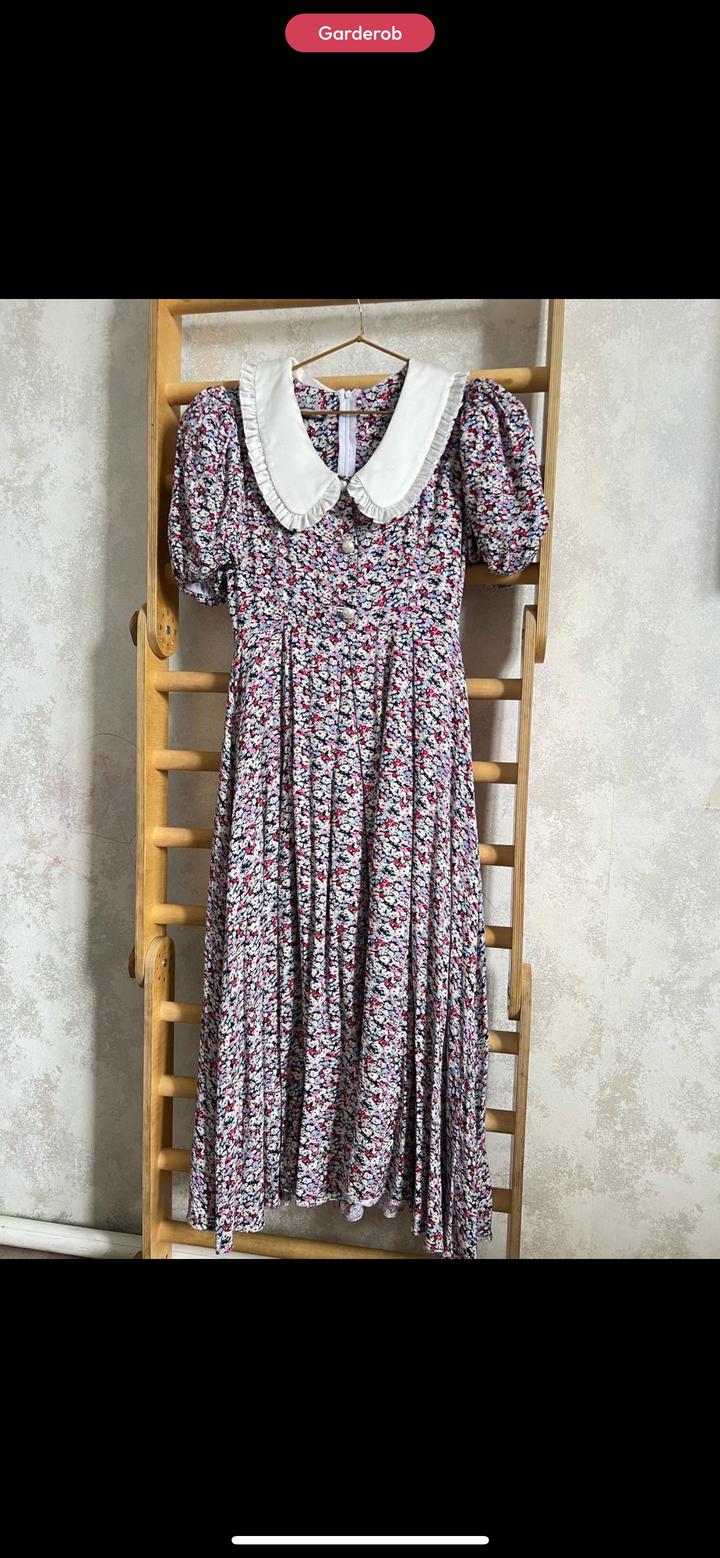 Дизайнерское платье