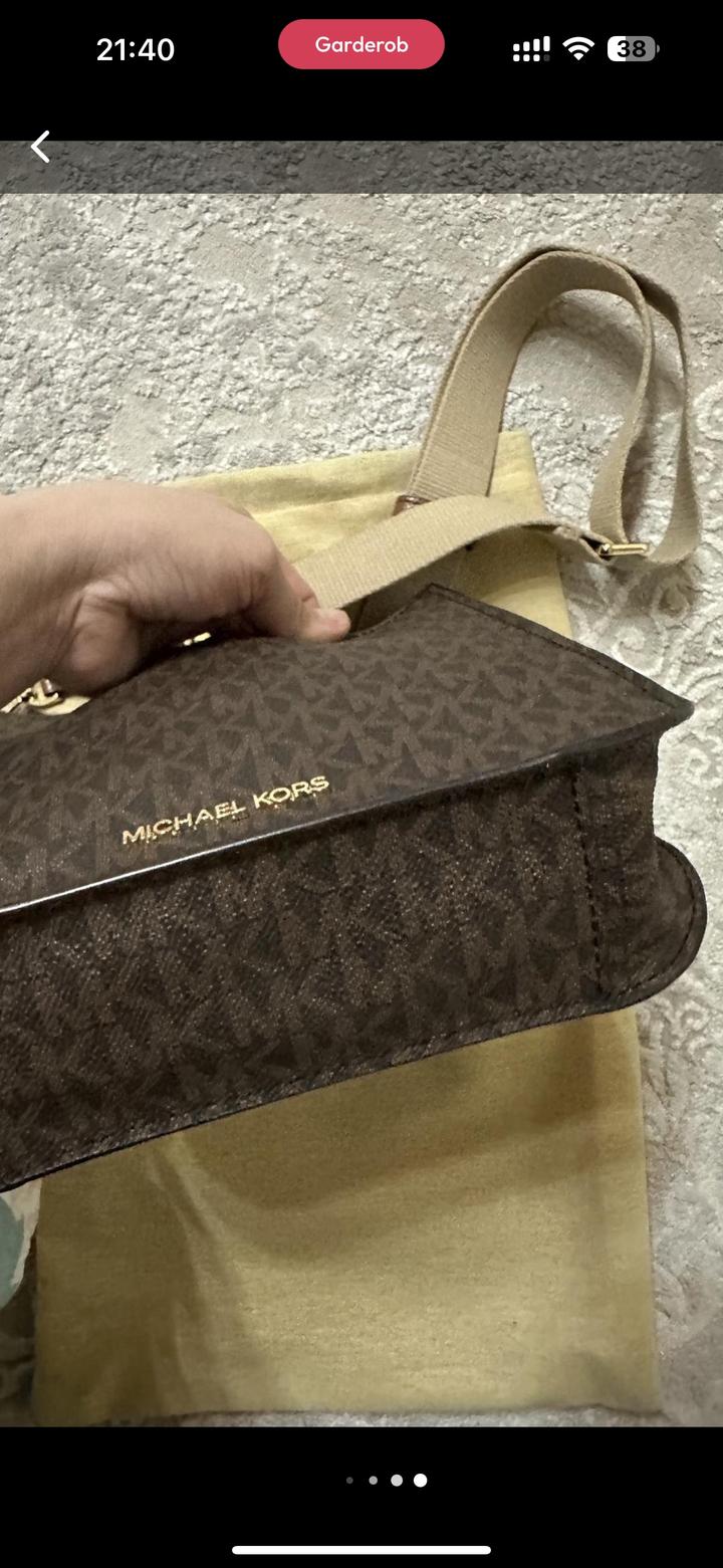 Оригинал в идеальном состоянии, заказ с офиц магазина