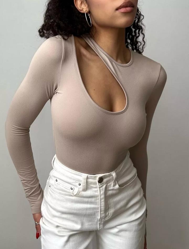 Лонгслив с вырезом декольте