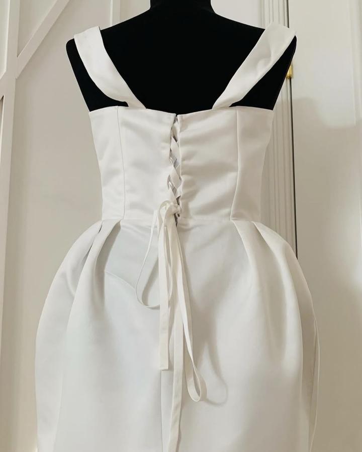 Платье атласное