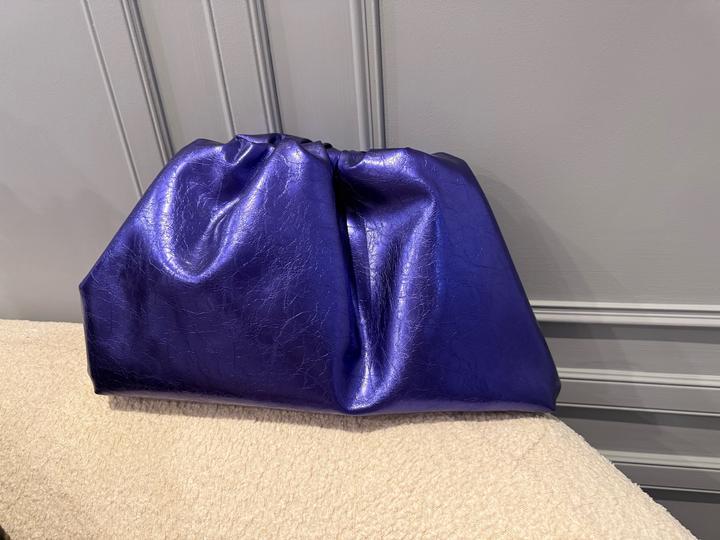 Сумка клатч, натуральная кожа от Bottega Veneta