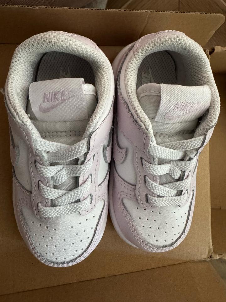 Nike кроссовки