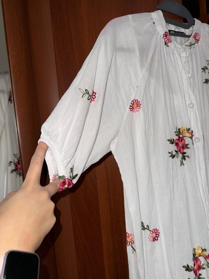 Платье