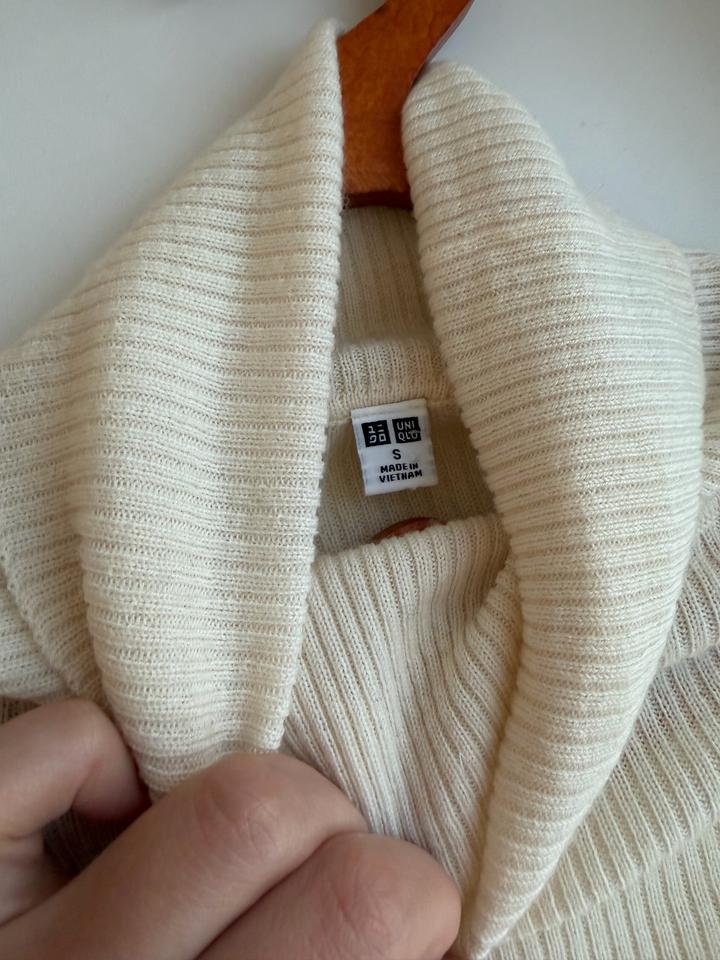 Новая водолазка Uniqlo из 100% мериносовой шерсти
