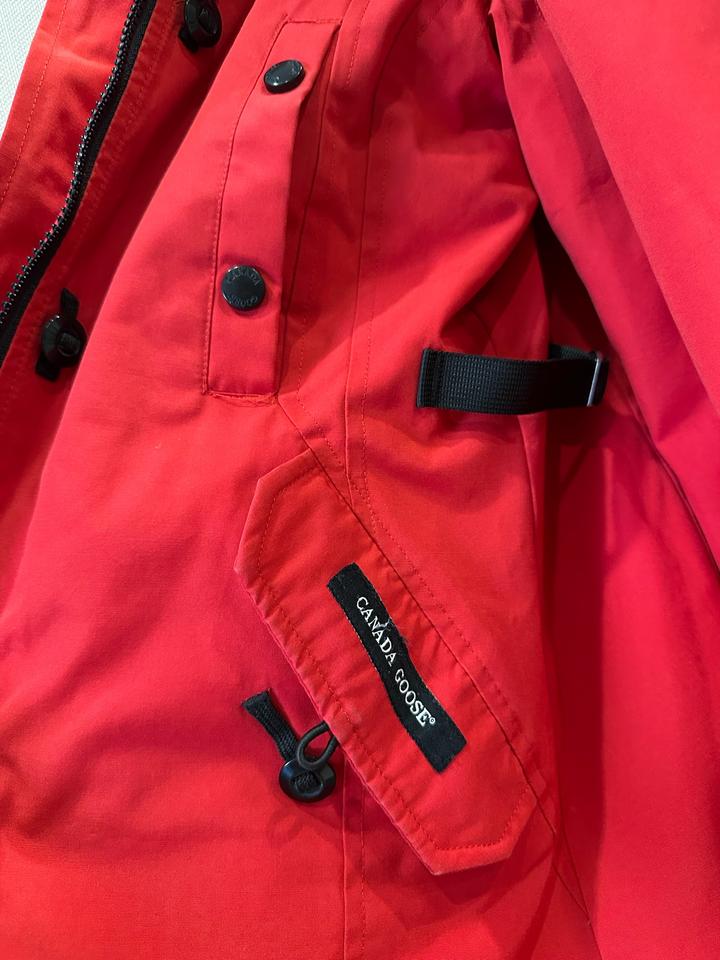 Пуховик Canada Goose оригинал