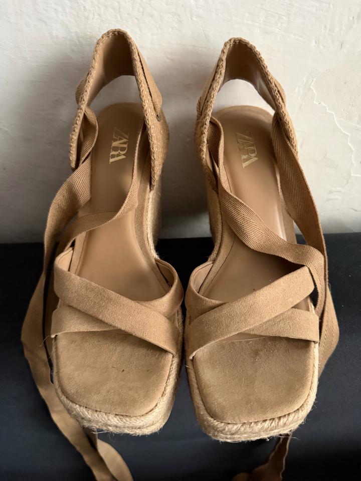 Босоножки ZARA