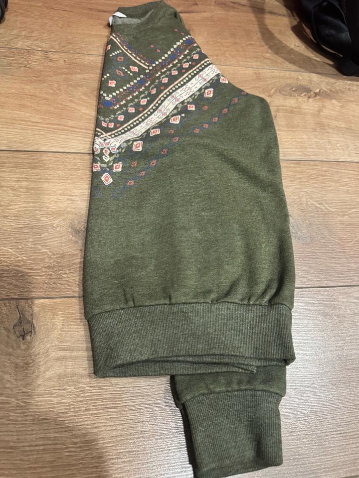 Кардиганы джемперы