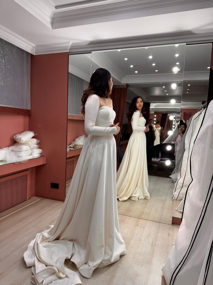 Свадебное платье с салона Ivory dress