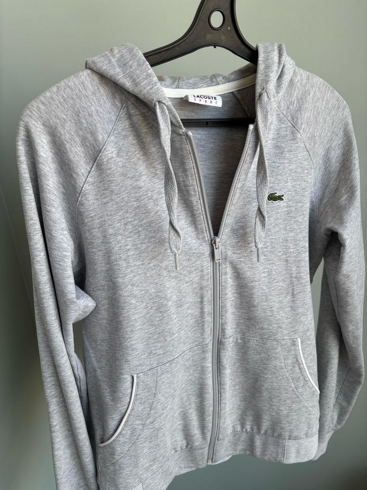 Спортивная кофта Lacoste